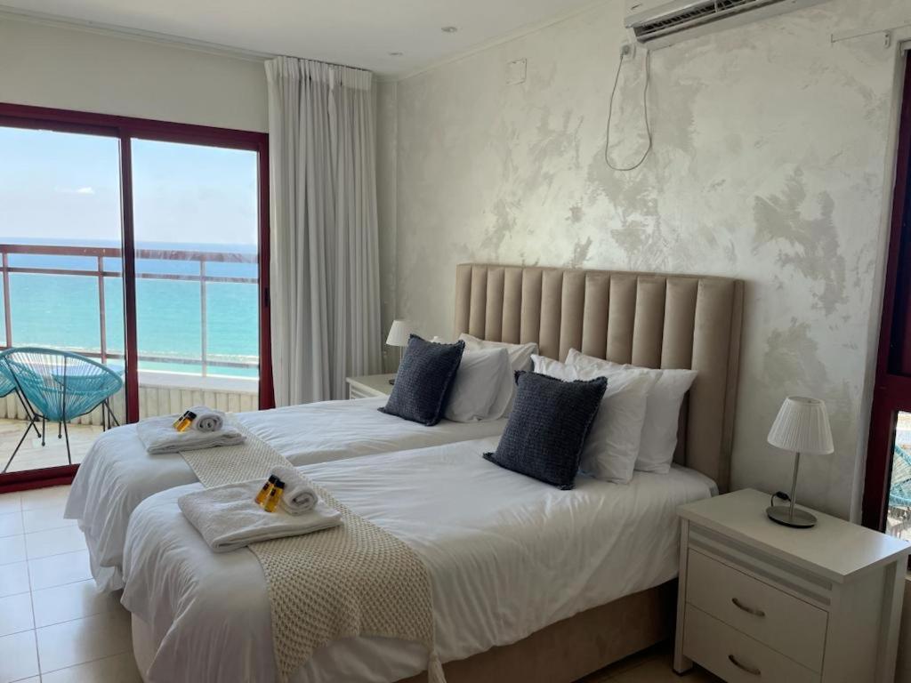Sea-Front Apartment เนทันยา ภายนอก รูปภาพ